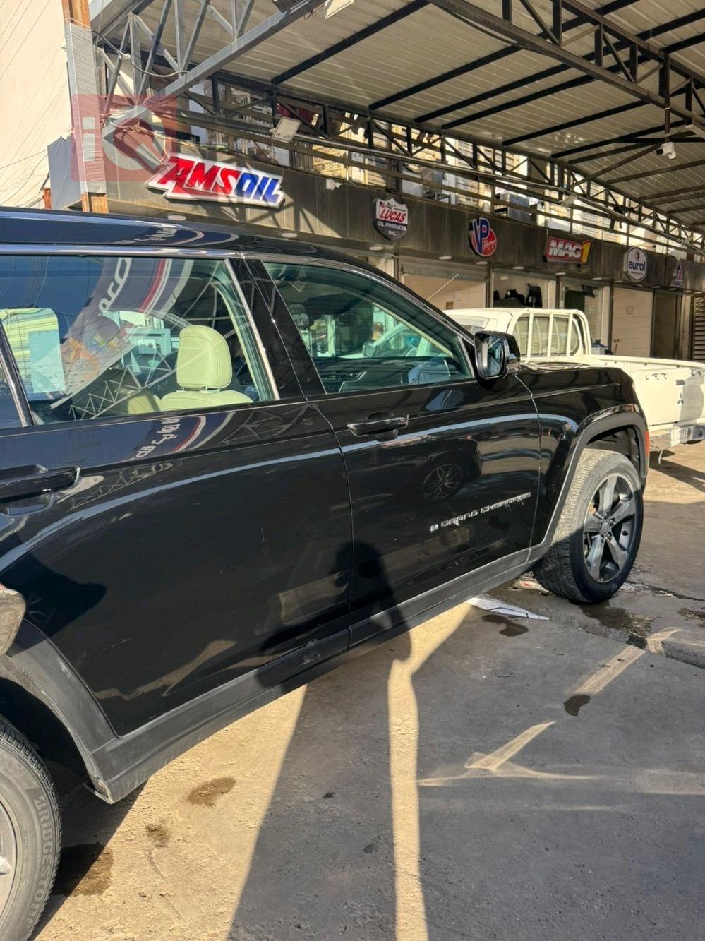 جيب جراند شيروكي